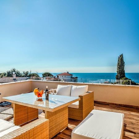 Lovrečica Apartment Karmen By Interhome מראה חיצוני תמונה