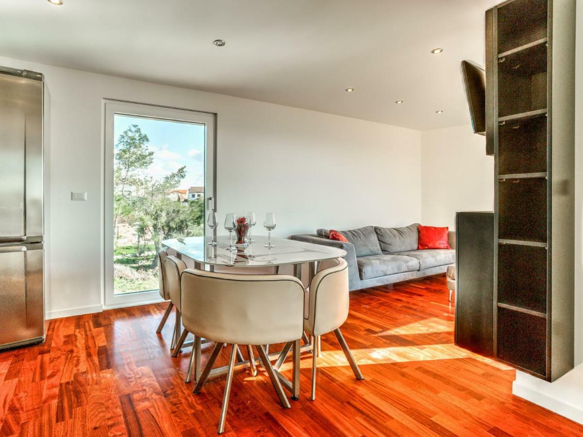 Lovrečica Apartment Karmen By Interhome מראה חיצוני תמונה